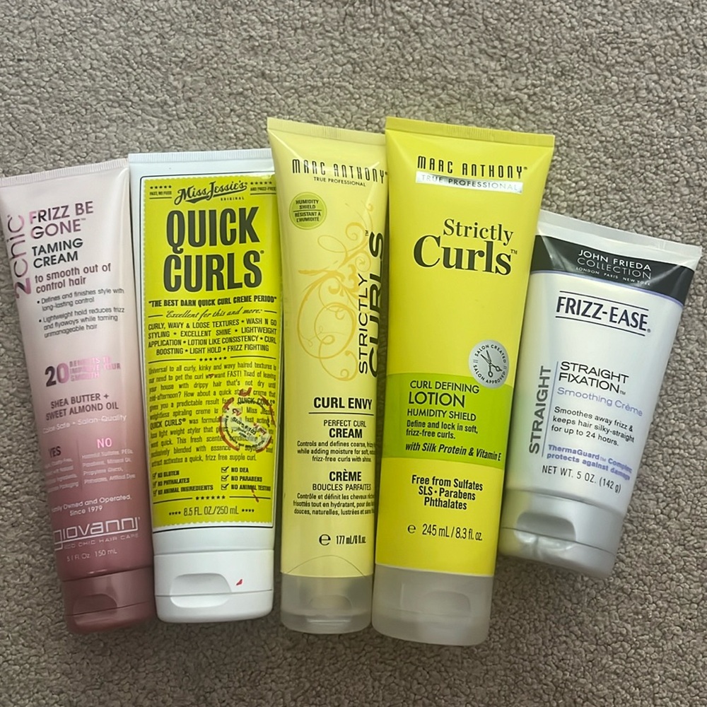 Bundle of Curly/Wavy Hair Products